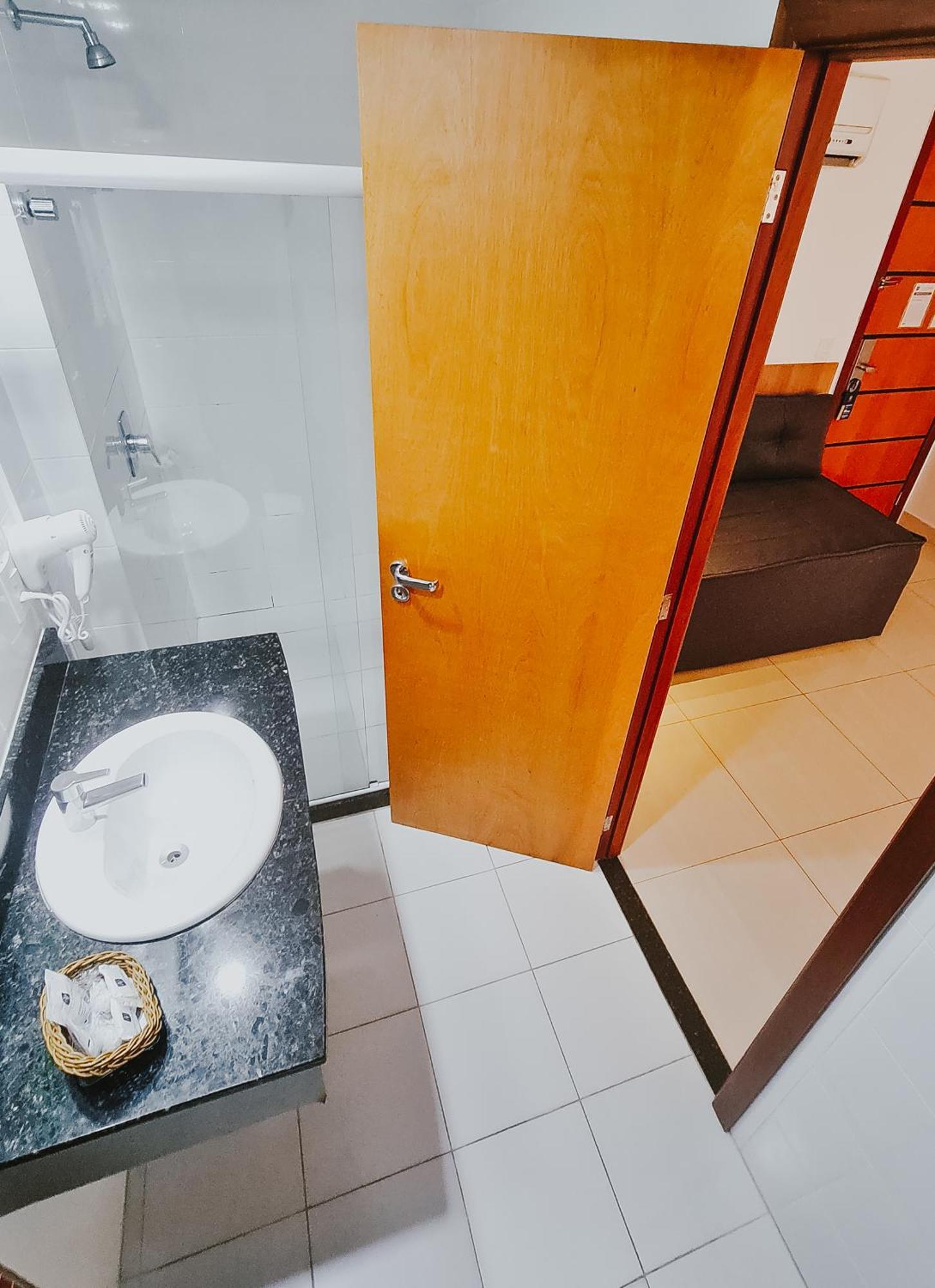 Alameda Vitoria Hotel エクステリア 写真